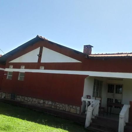 Knowledge For Change House Fort Portal Exterior foto